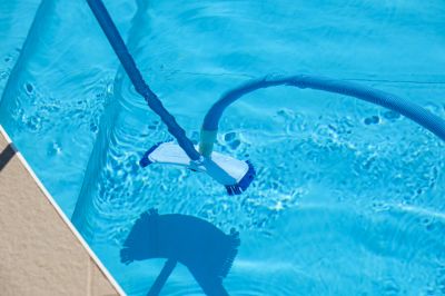 Automatically Remove Dirt and Debris from the Pool!
